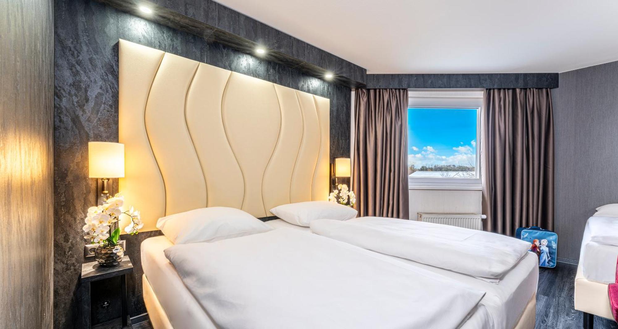 Plaza Inn Muehldorf Екстериор снимка